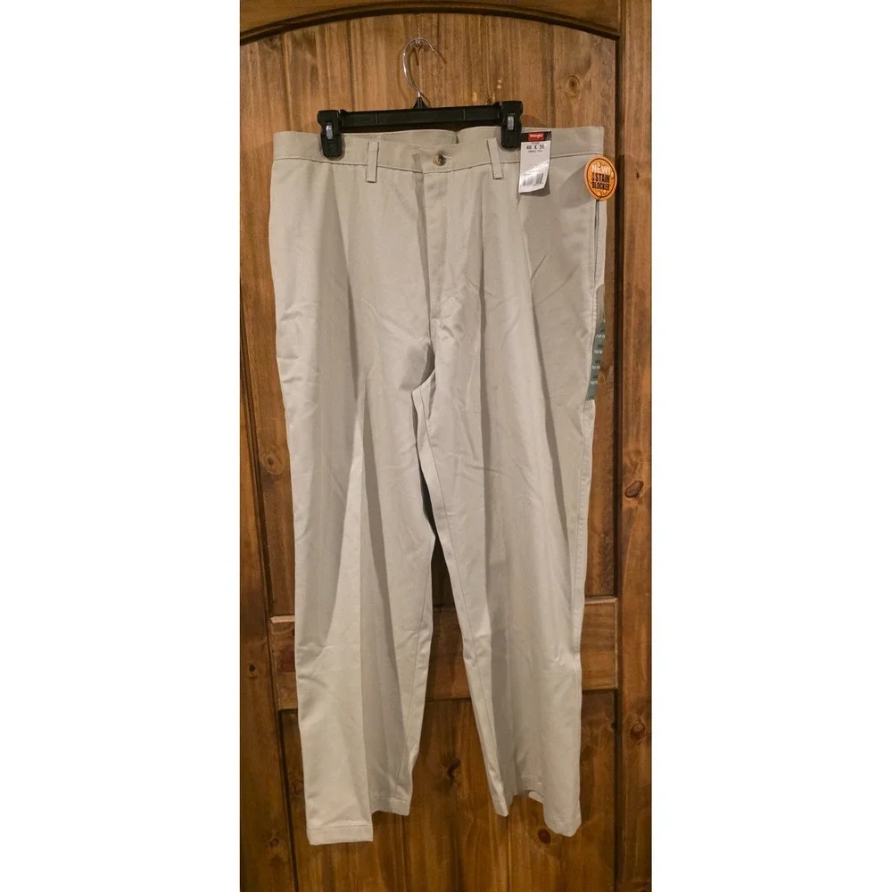 Wrangler Hero Khaki Pants Mens 40x30 Beige Flat Front Wrinkle Free‎ Straight Leg